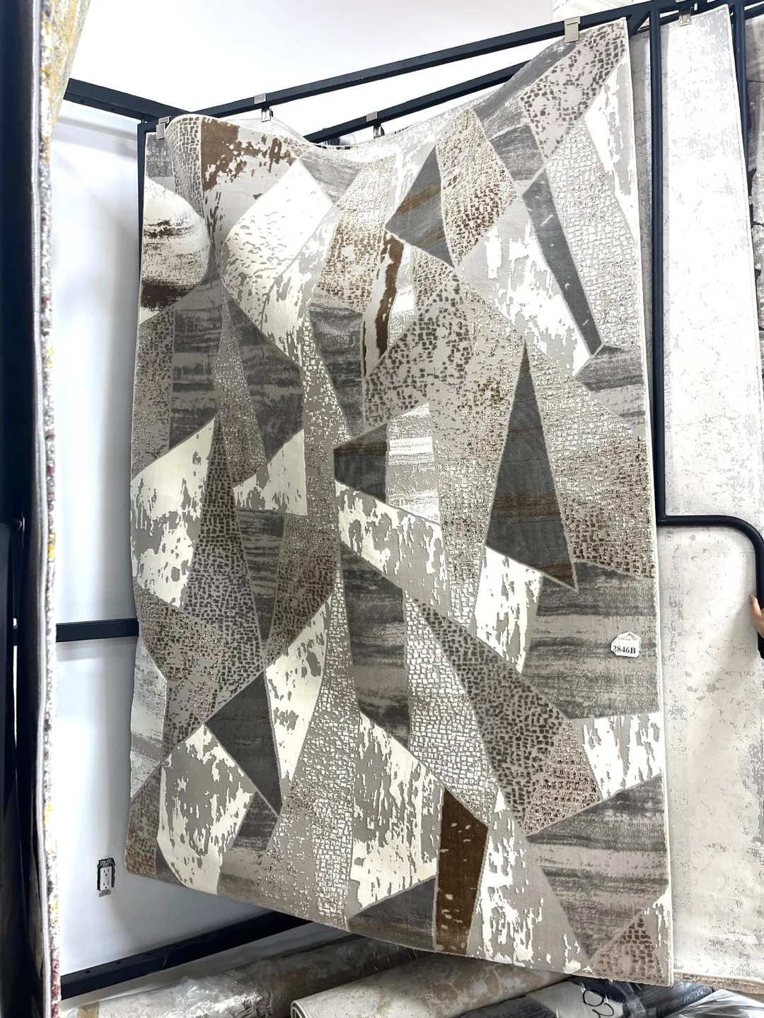 Abstract Patterned Area Rug (brand new pack) image indicator(5)