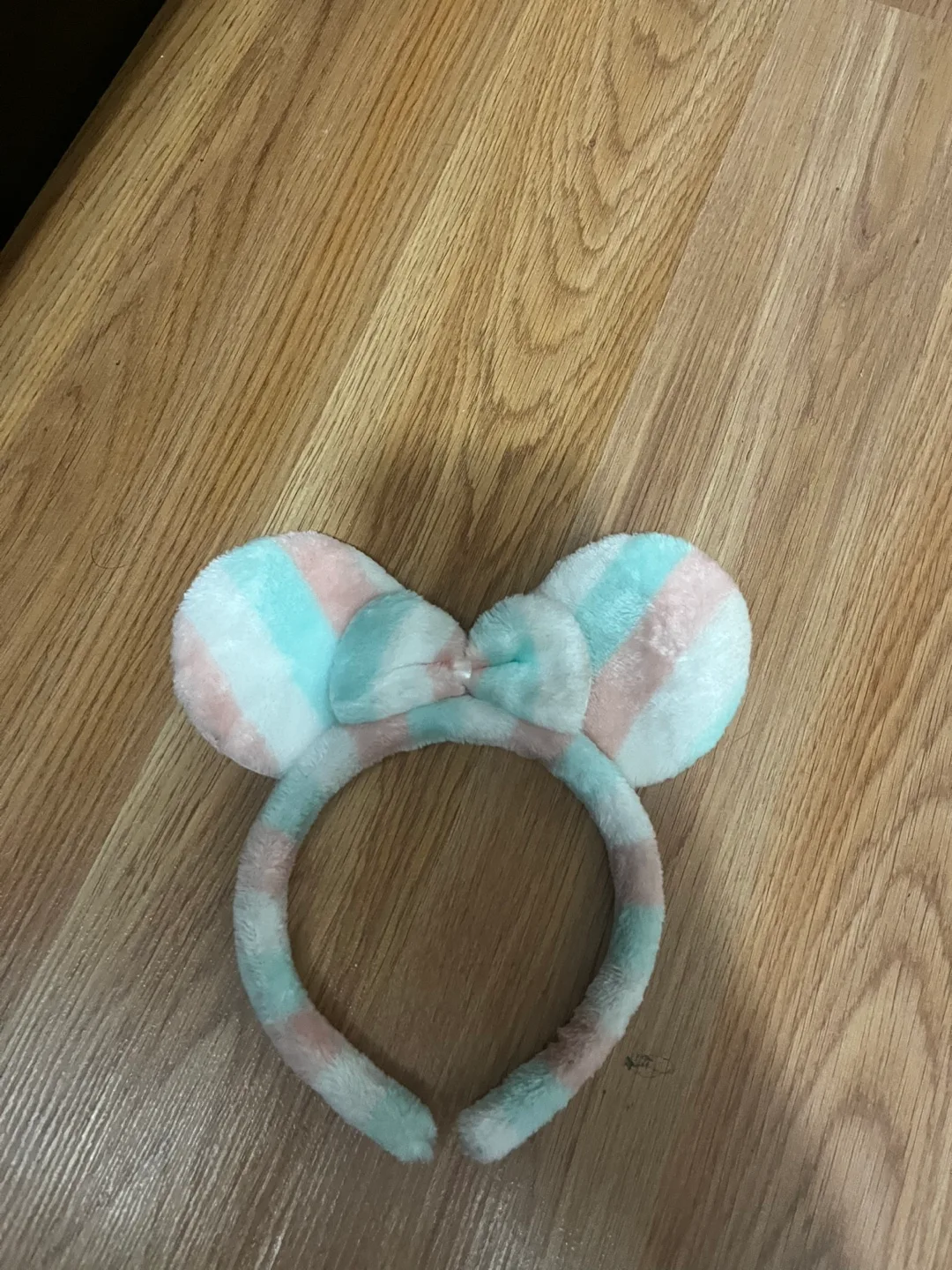 Minnie Mouse Ears Headband thumbnail