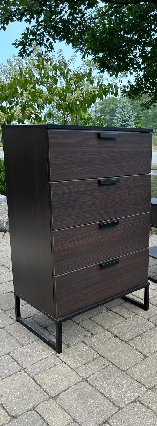 IKEA Trysil  4-Drawer Dresser image indicator(2)