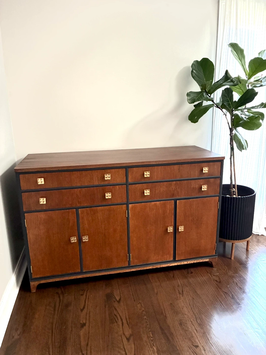Solid wooden buffet/ sideboard