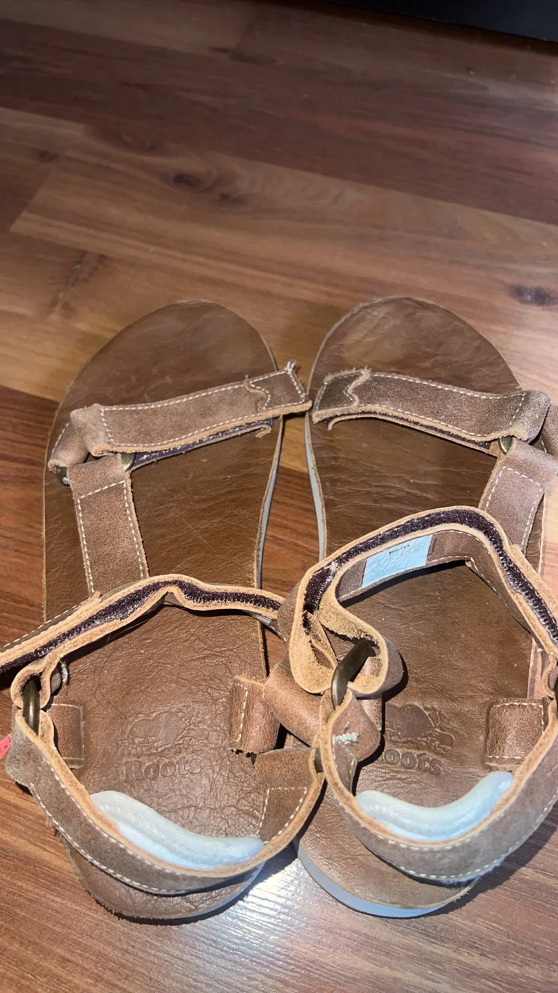 Roots Brown Leather Sandals Size 8 thumbnail