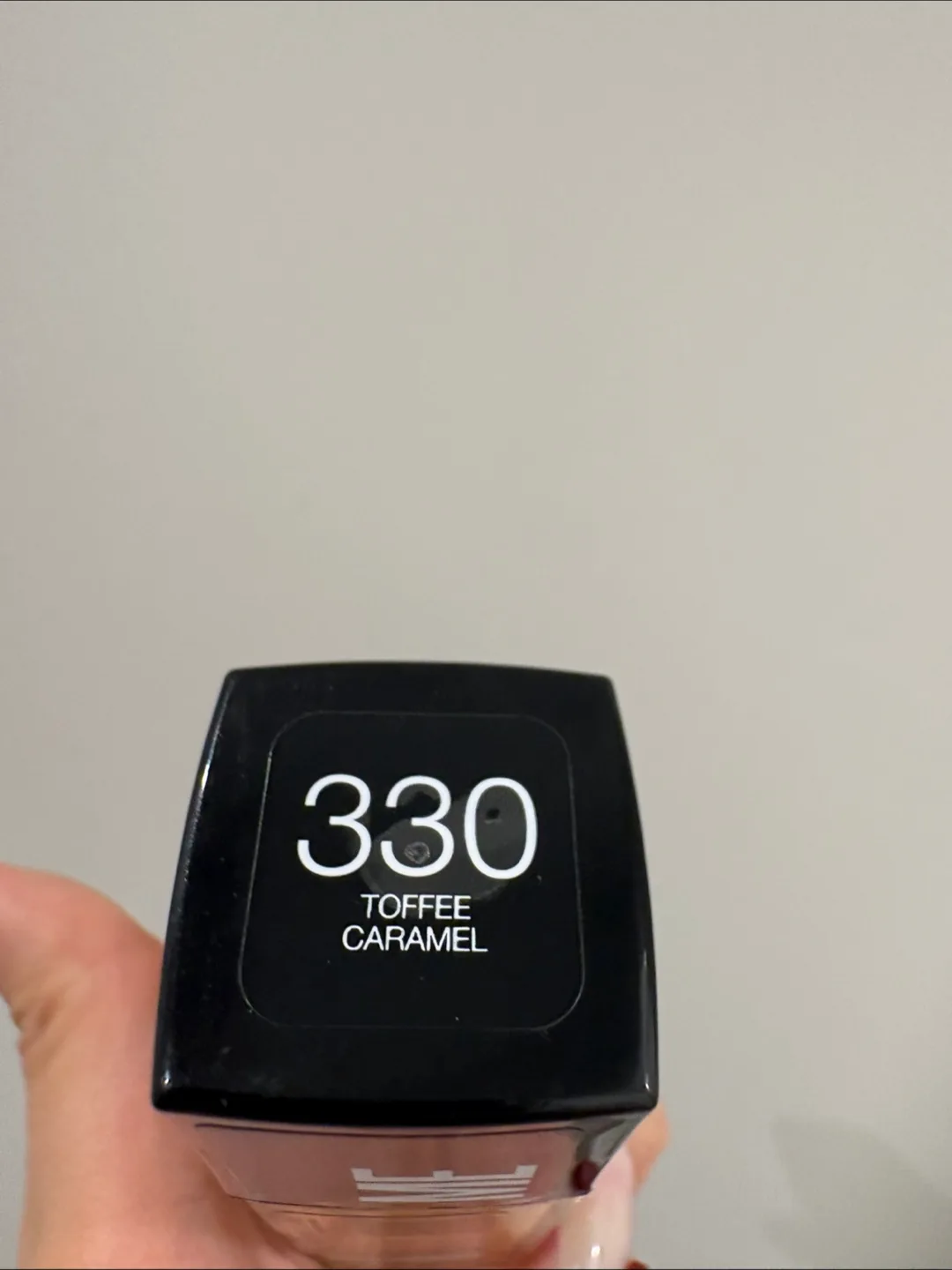 Maybelline Fit Me Foundation Toffee Caramel 330 image indicator(2)