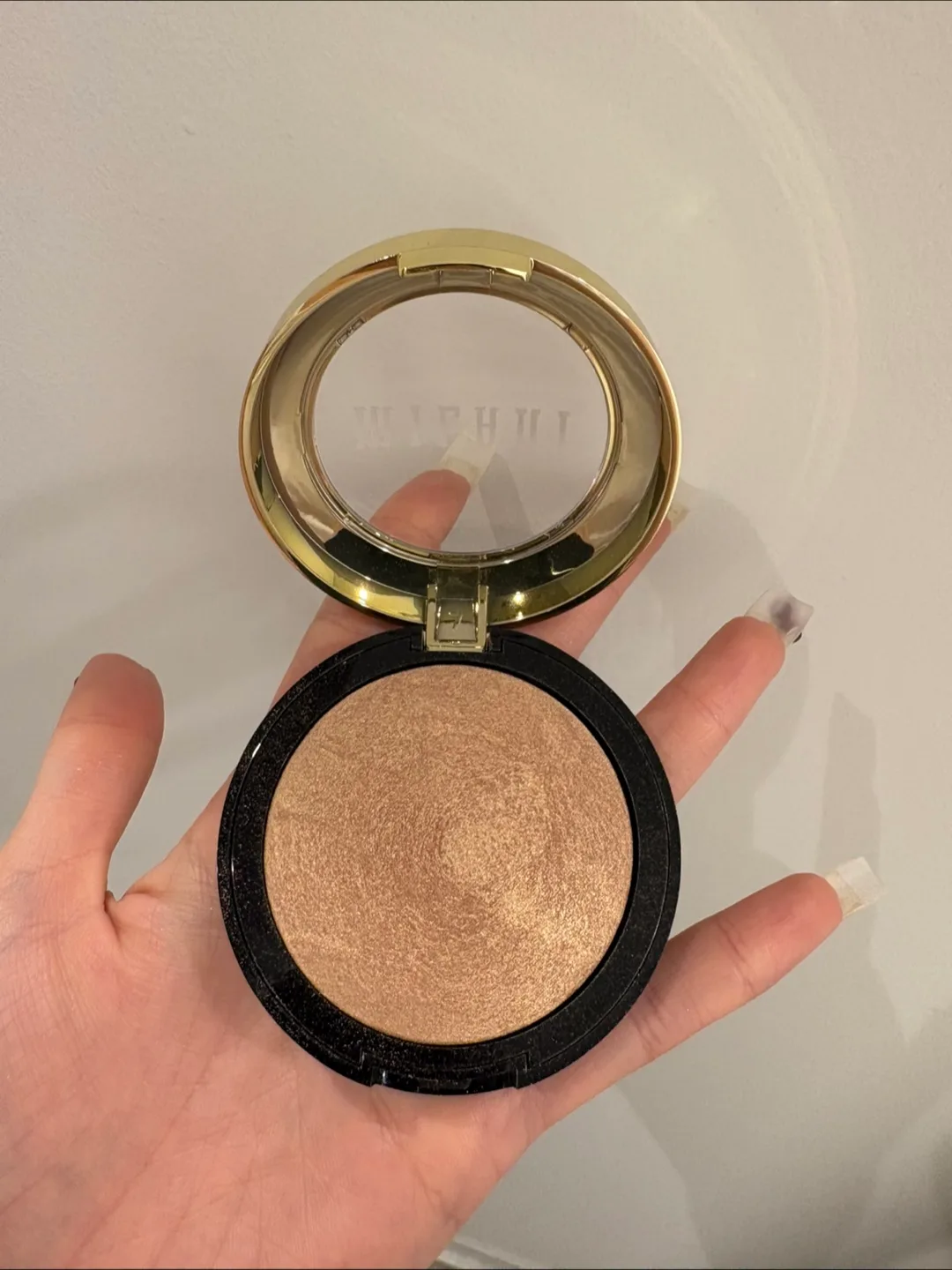 Milani Baked Highlighter - Champagne D'Oro 120 thumbnail