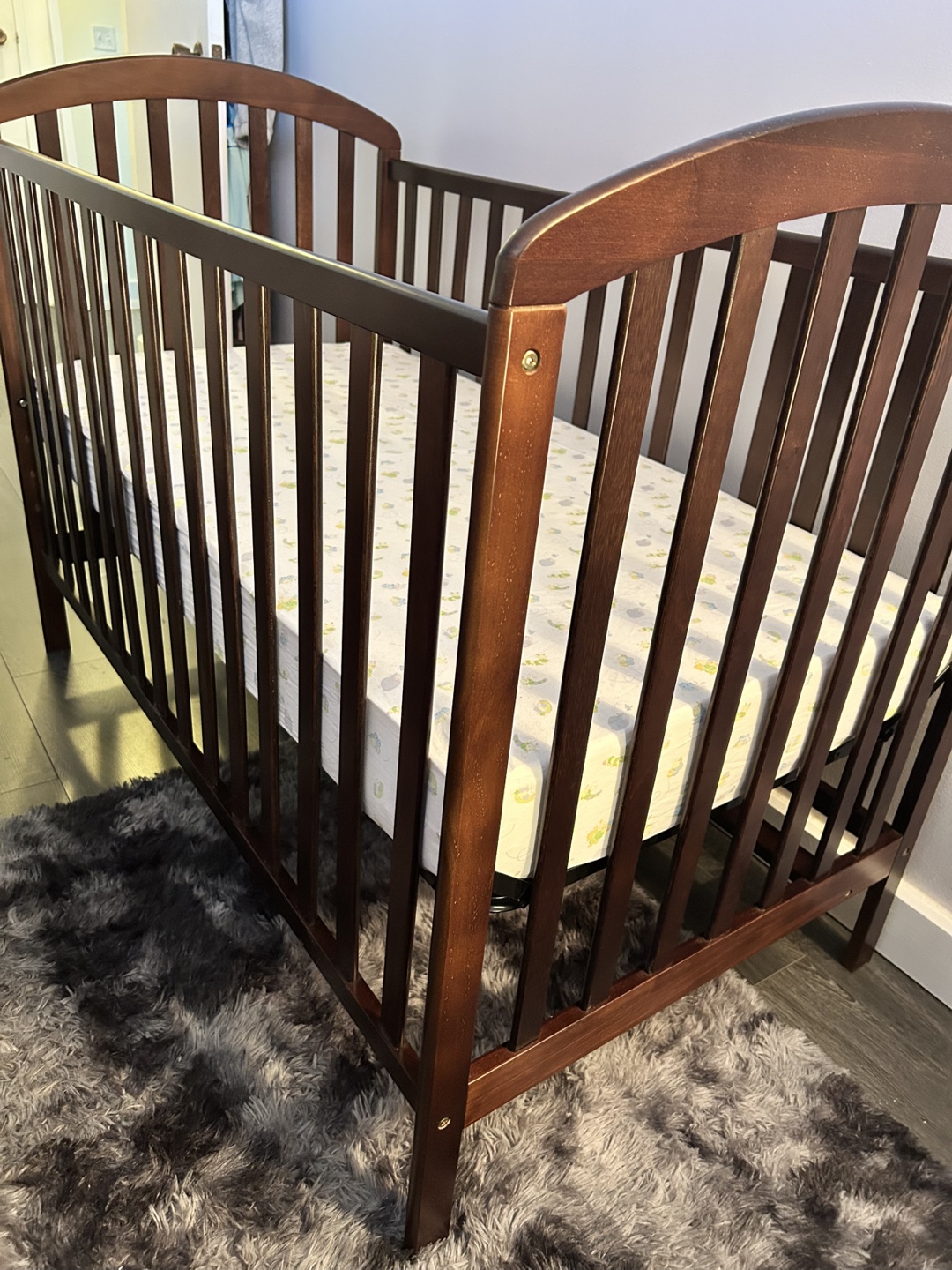 Baby Crib & Mattress - photo 3