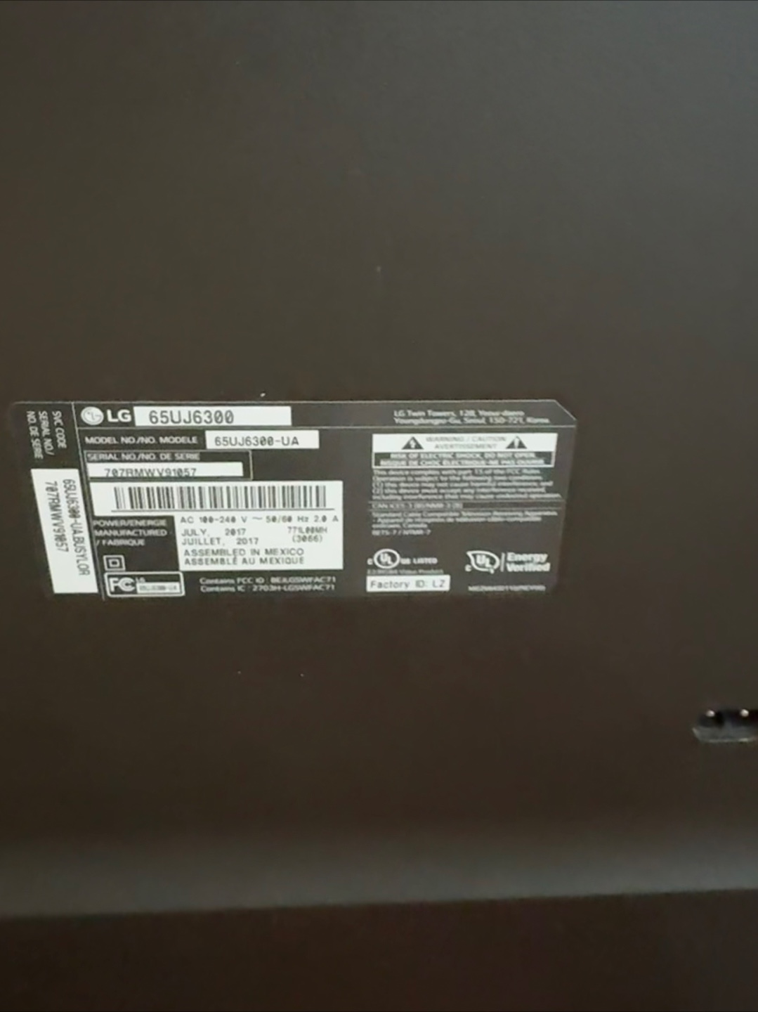LG 65UJ6300 65-inch 4K UHD Smart TV - photo 2