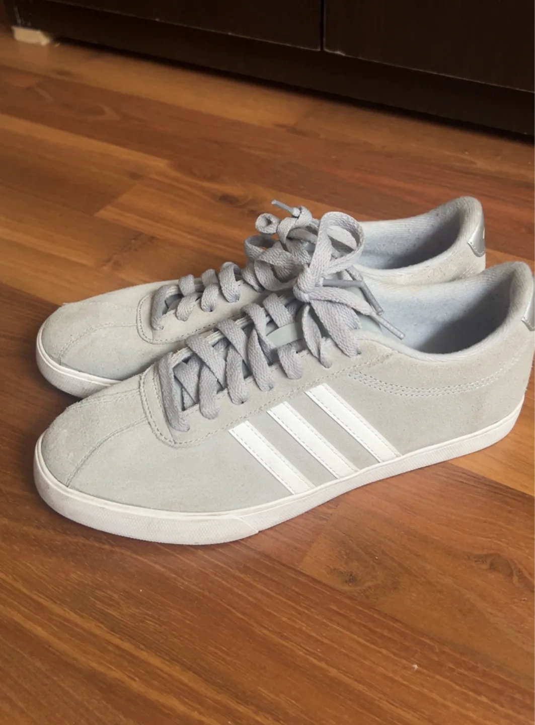 Adidas Grey Sneakers 👟 thumbnail