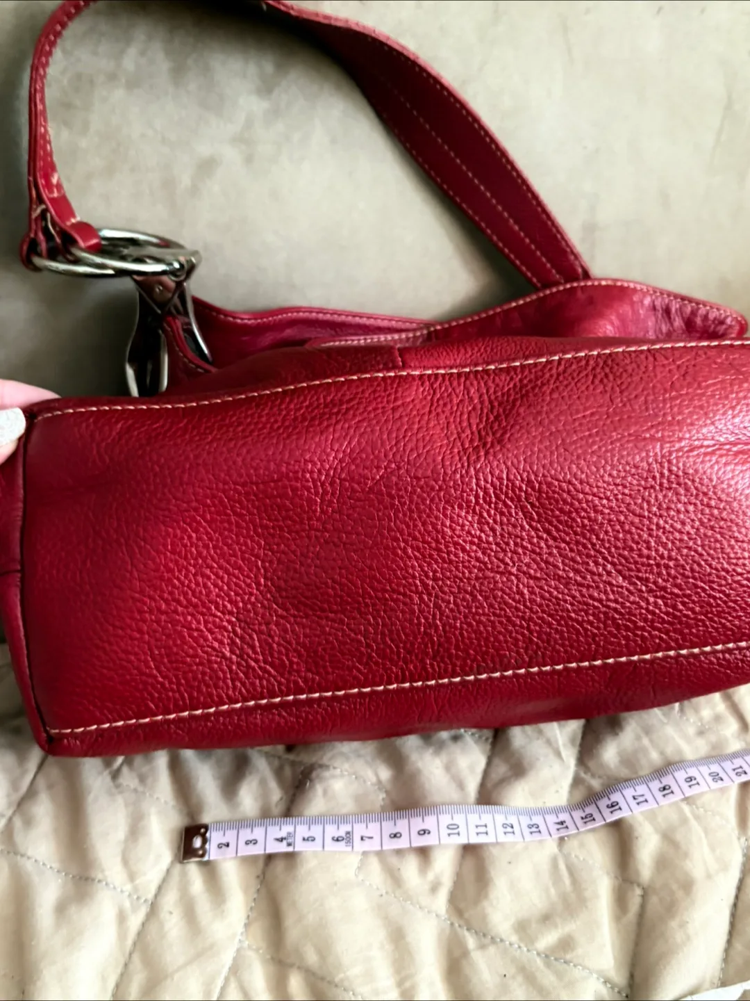 Red Leather Shoulder bag image indicator(3)