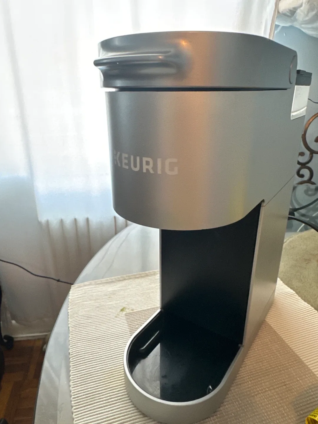 Keurig Single Serve Coffee Maker thumbnail