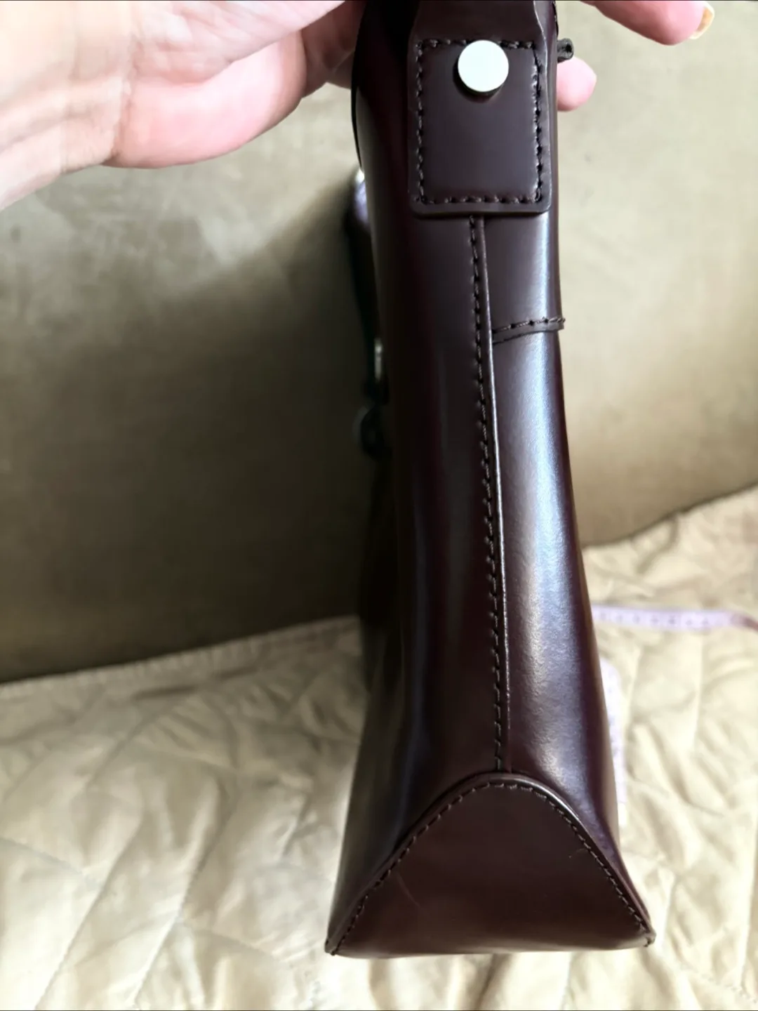 Via Victoria Italy Burgundy/Brown leather Shoulder Bag image indicator(3)