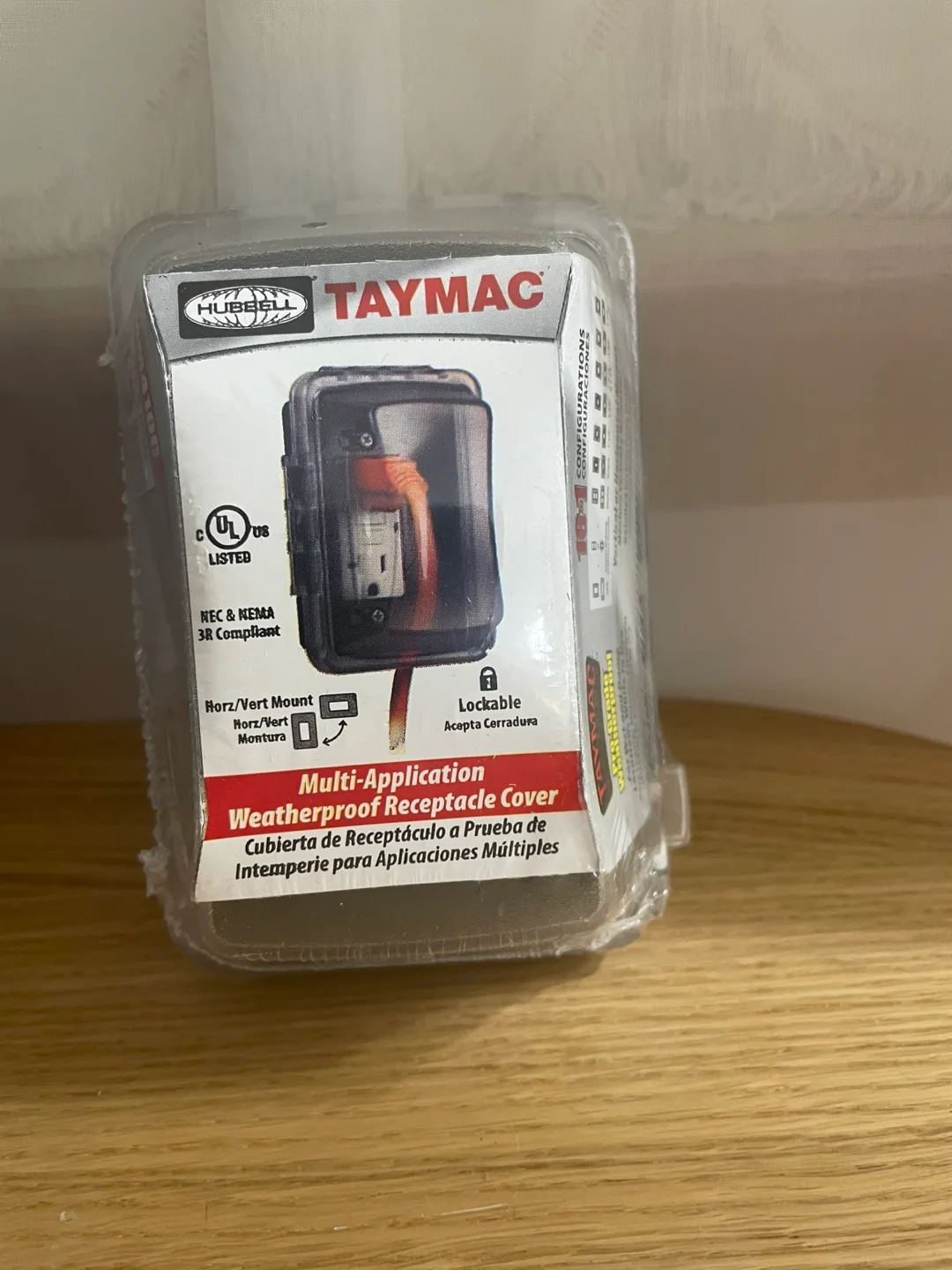 ✨NEW in BOX✨TayMac MM410C Weatherproof Receptacle Cover thumbnail