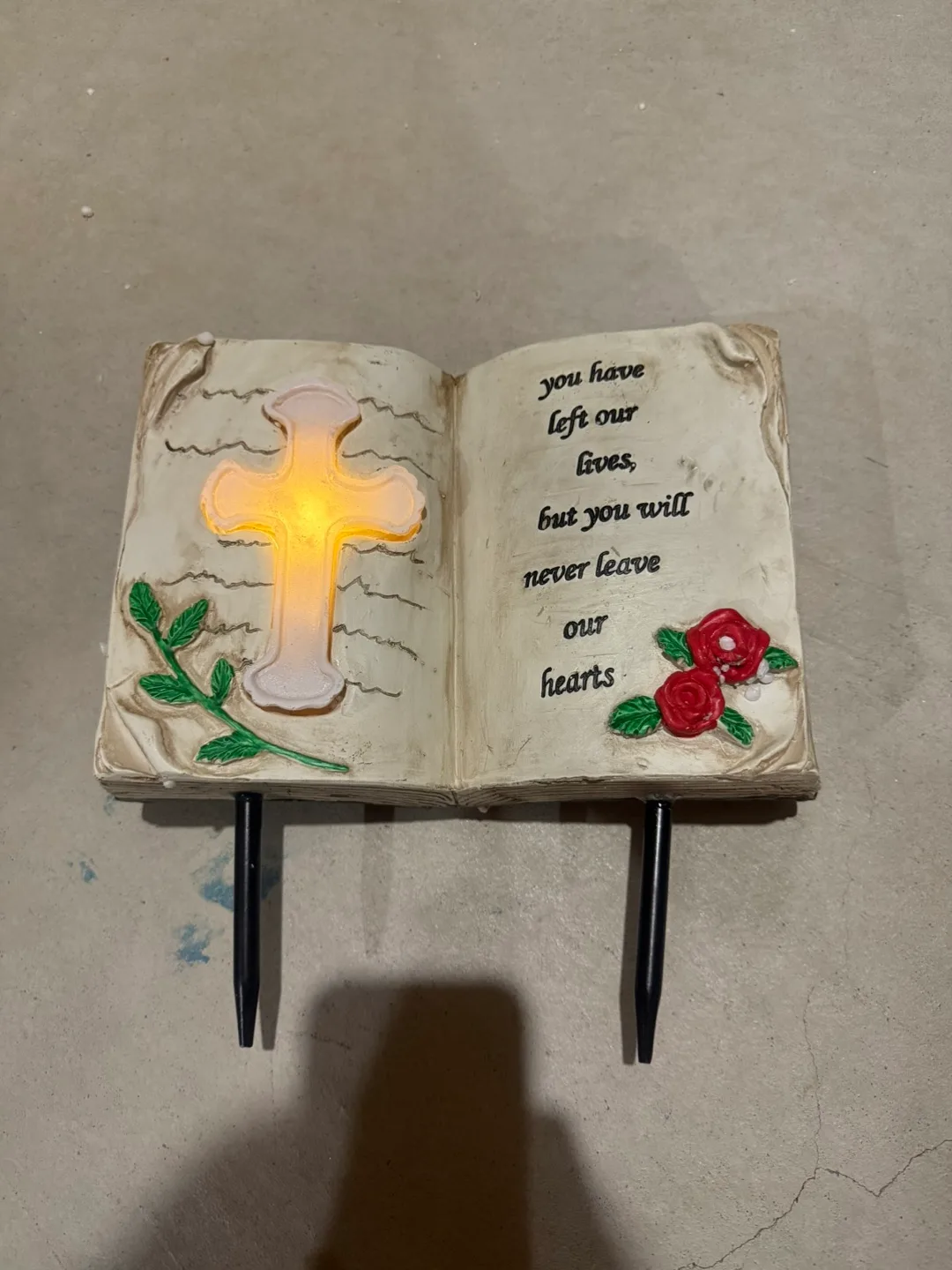 Bible Cross Solar Garden Decor image indicator(2)