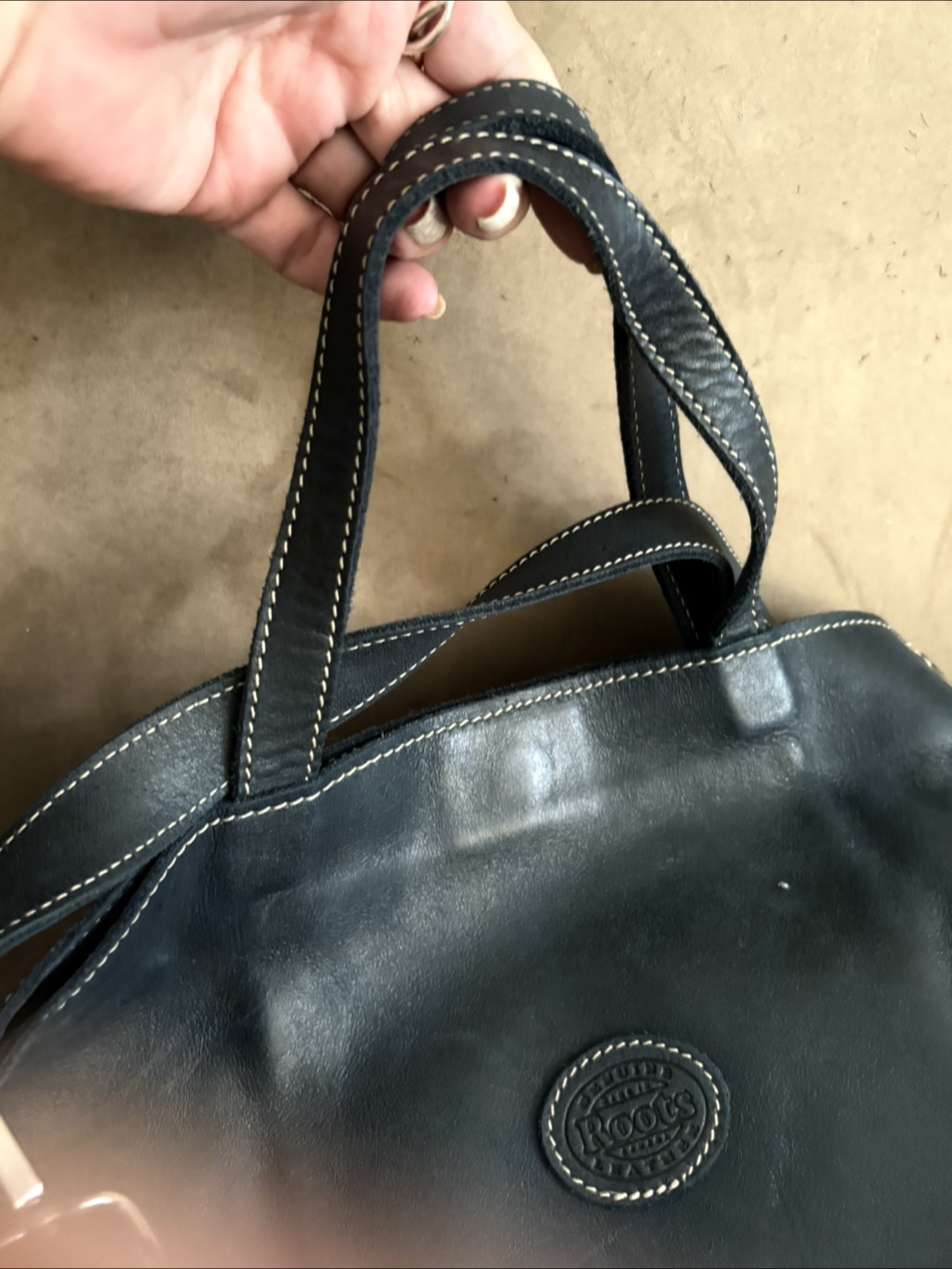 Roots Black Leather Crossbody Bag - photo 5