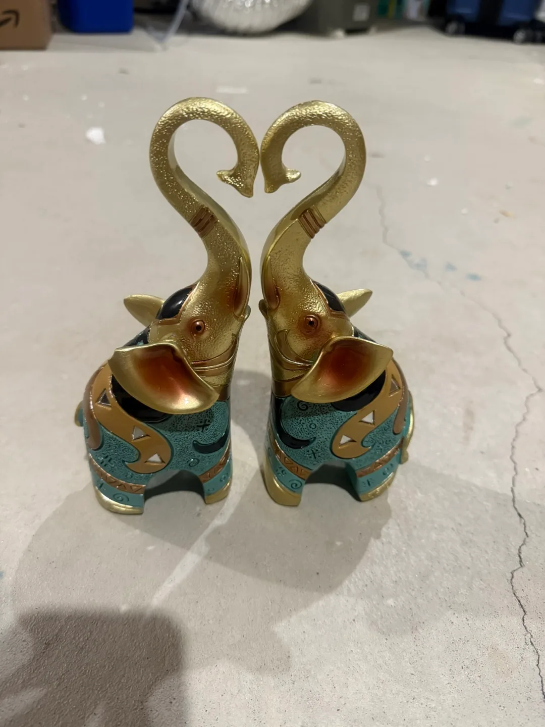 Lucky Gold Elephant Heart Set Decor 8.5*3.4*2.6'' image indicator(3)