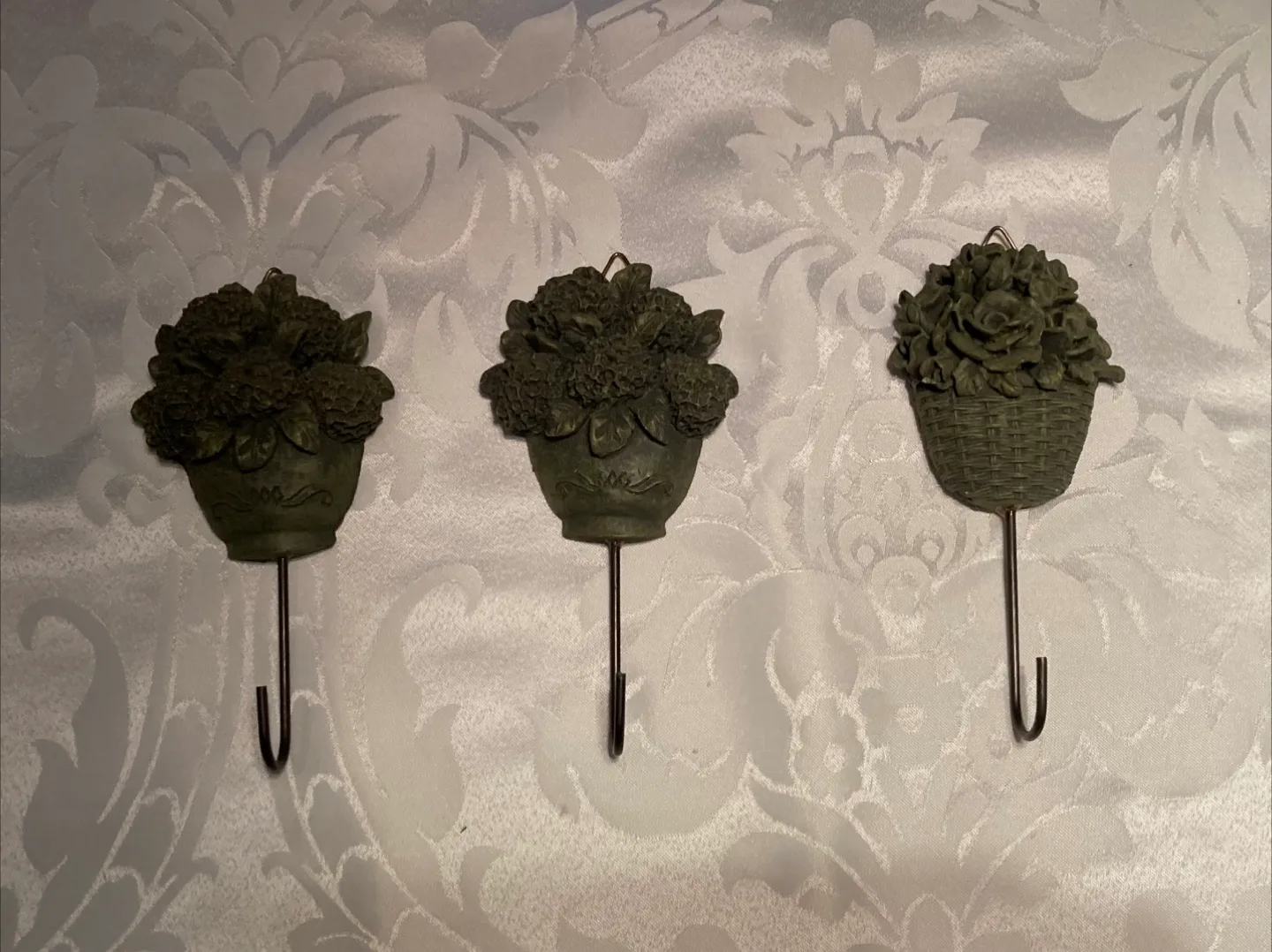 Set of 3 Floral Wall Hooks thumbnail