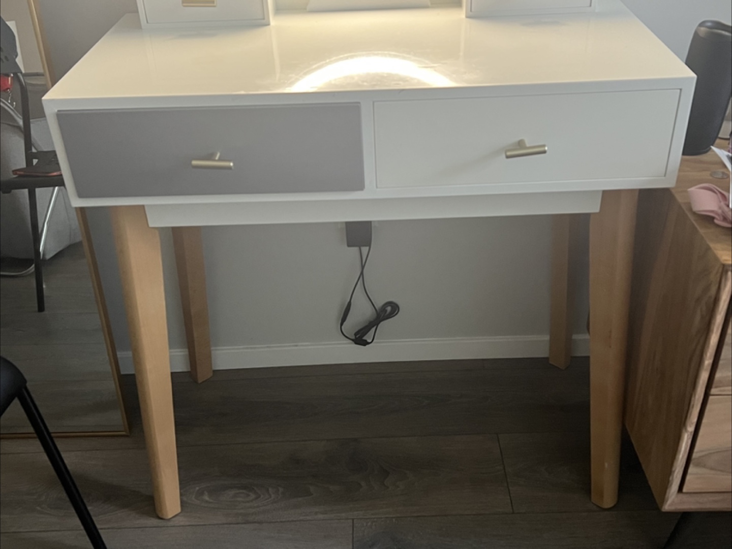 Vanity Table with LED Lighted Mirror