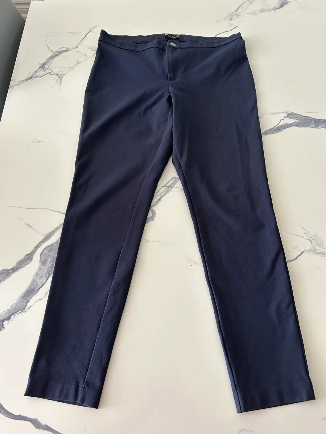 Banana Republic Pants - Size 8 thumbnail