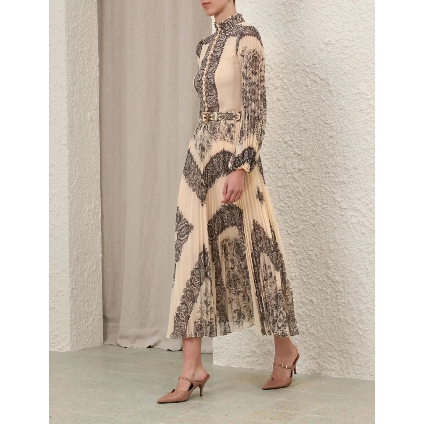 Chiffon pleated blouse and skirt small thumbnail