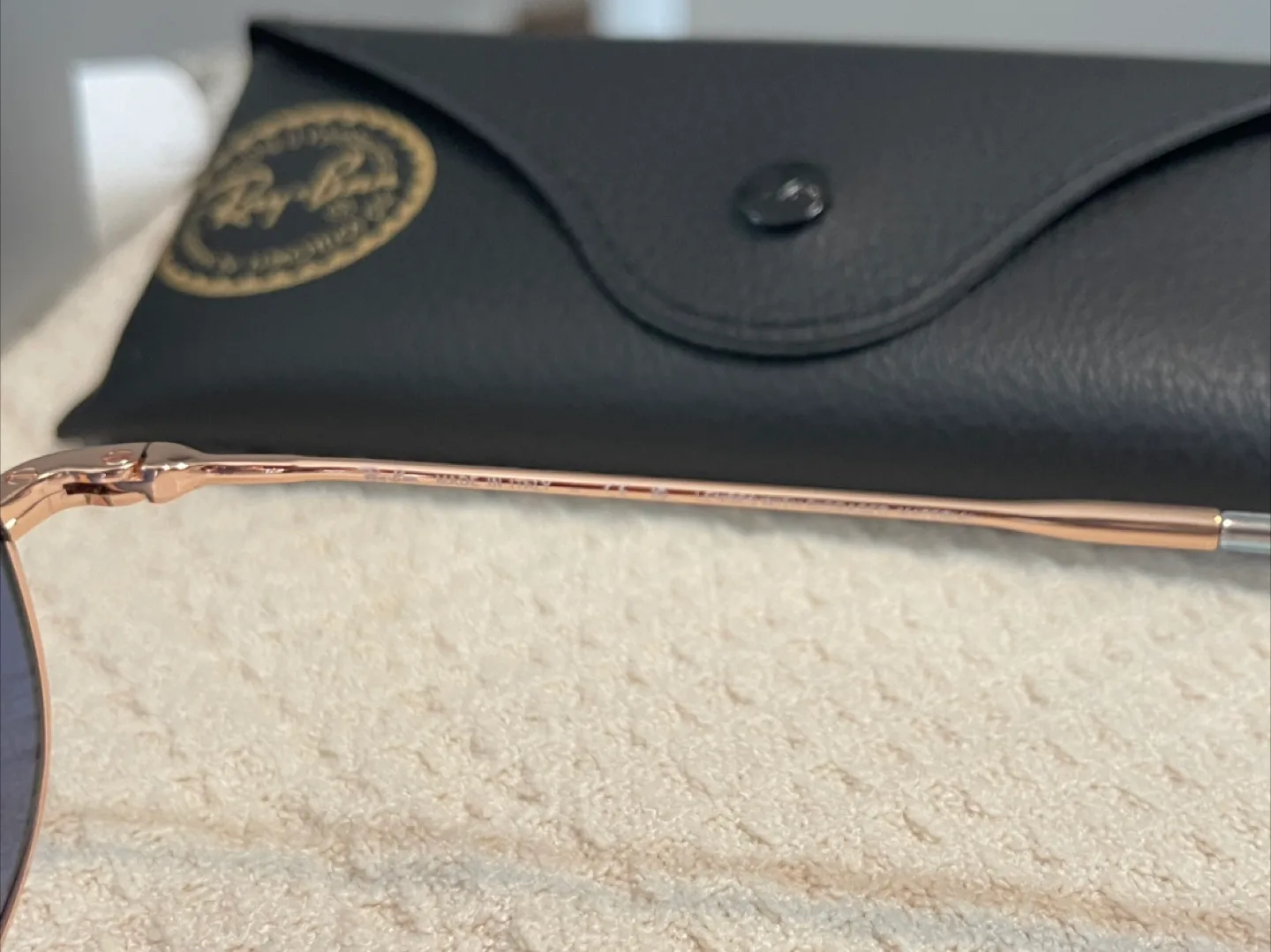 NIB Ray-Ban Aviator Reverse, Rose Gold /Blue. MADE IN ITALY image indicator(4)