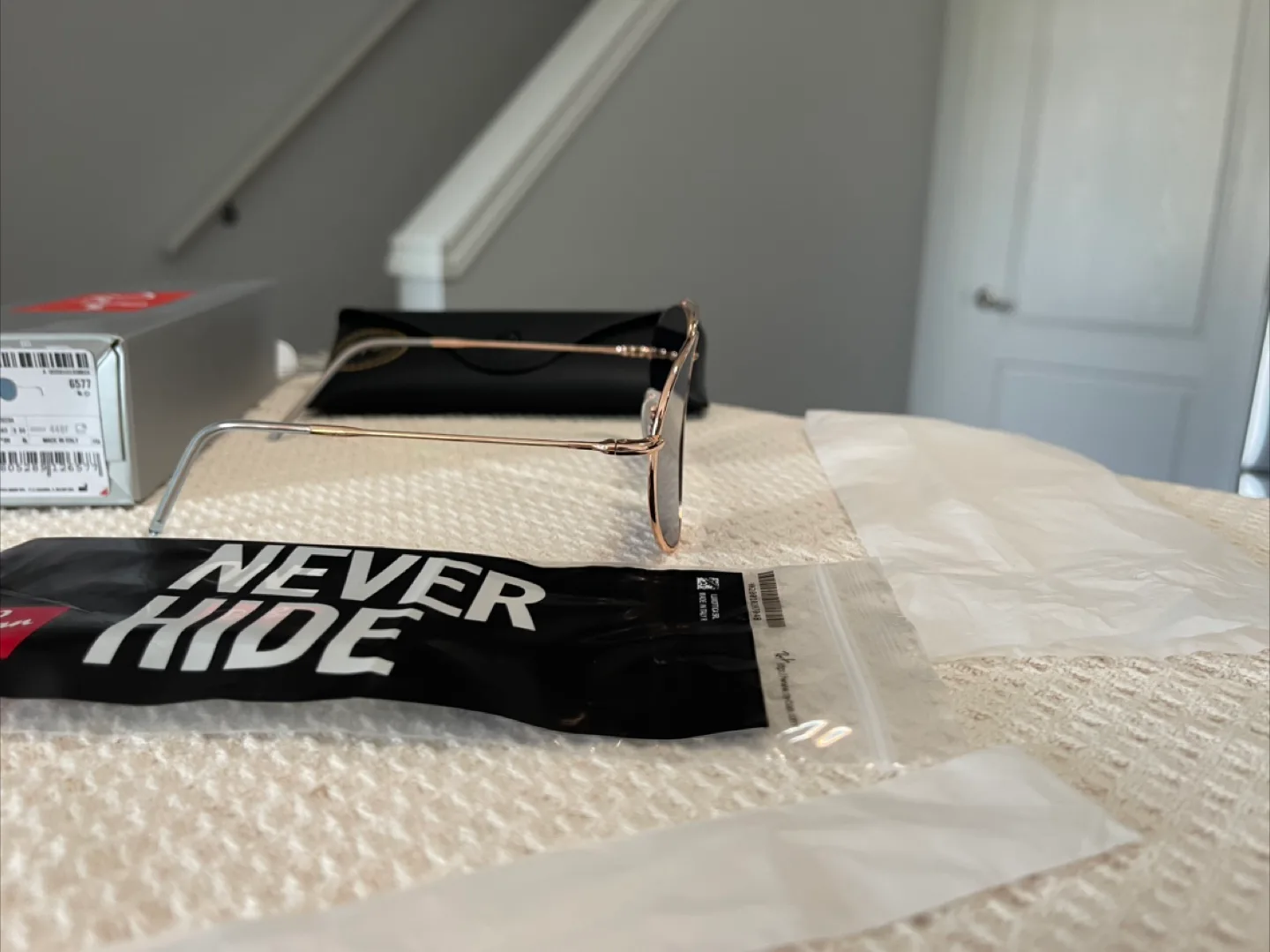 NIB Ray-Ban Aviator Reverse, Rose Gold /Blue. MADE IN ITALY image indicator(10)