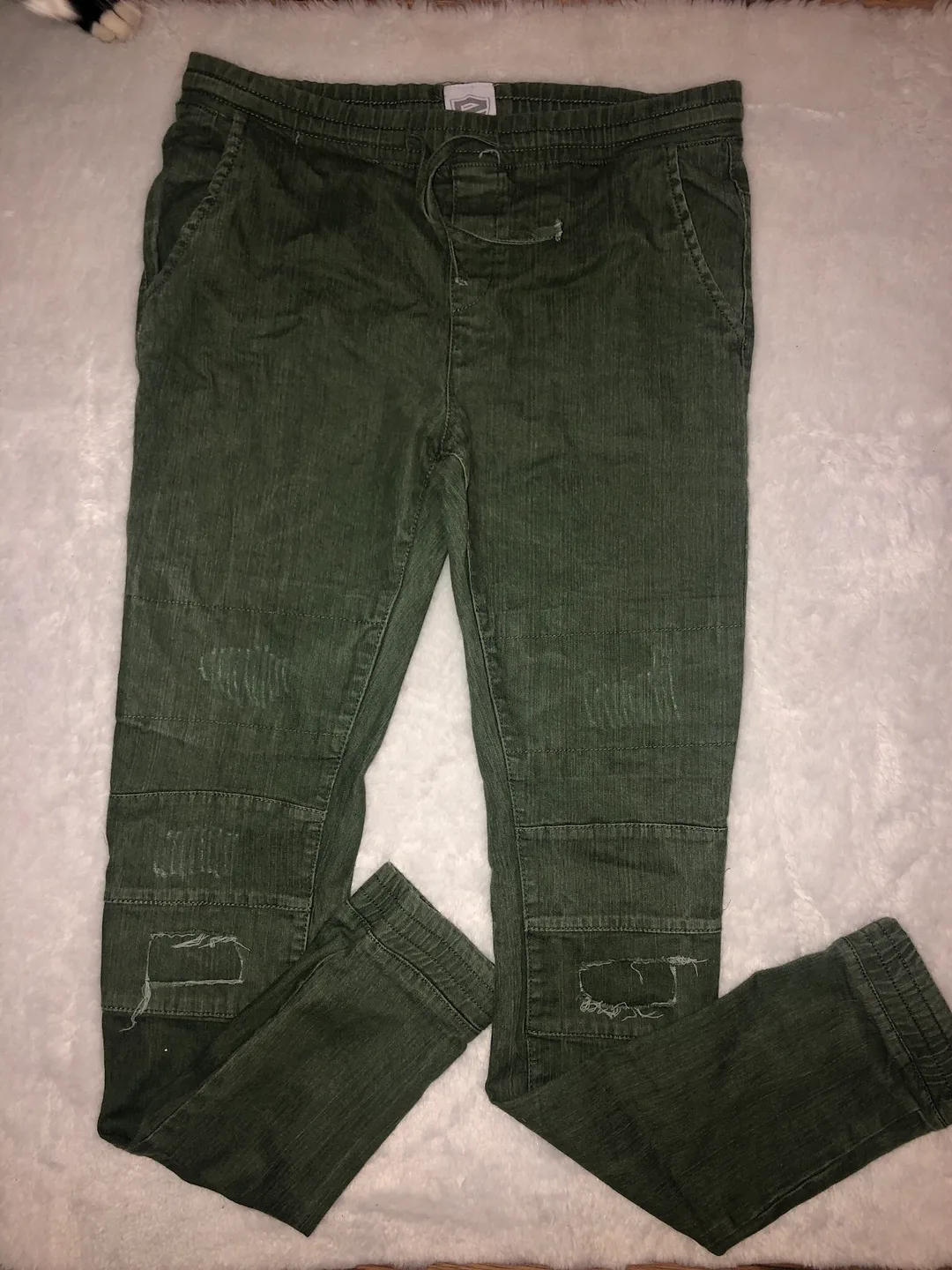 Men’s Green Skinny Pants. 32/30 thumbnail