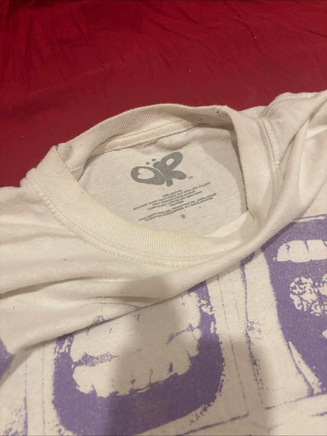 Olivia Rodrigo long sleeve - pop up shirt - photo 3