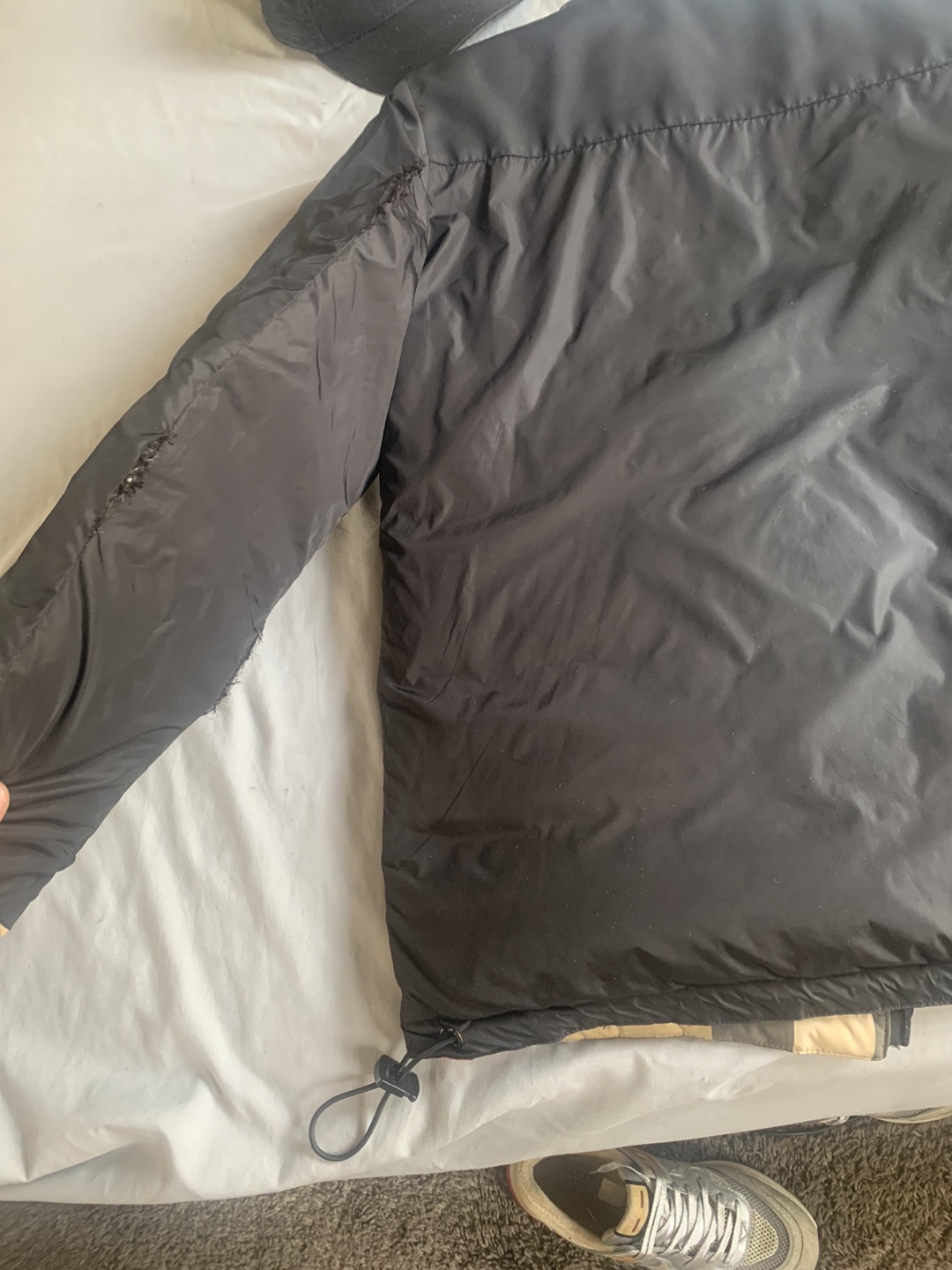 Burberry Reversible Puffer Jacket - photo 5