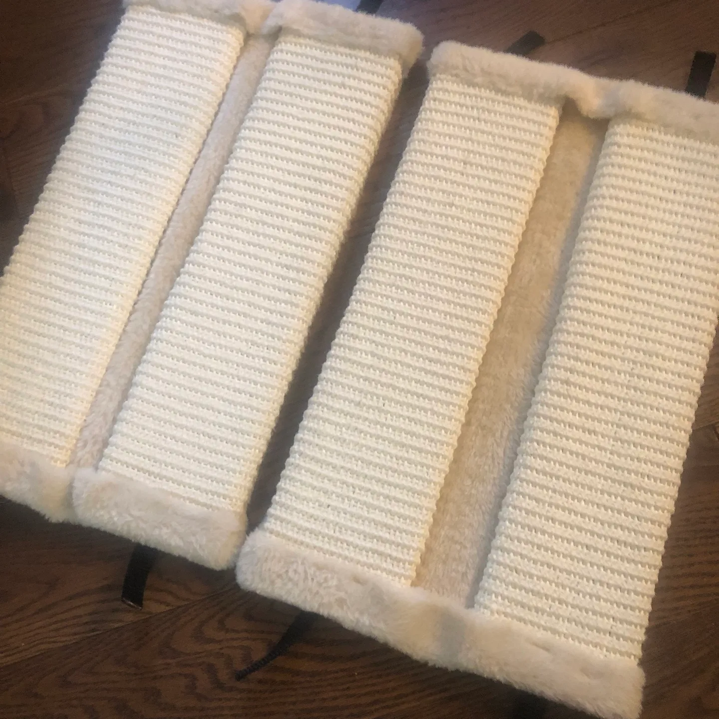 Trixie Corner Cat Scratcher, Beige image indicator(6)