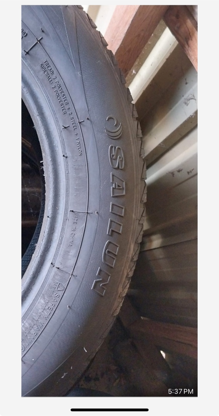 4 Used Mustang Tires – 2 Sailun 225/55R16 + 2 Nokian 225/55R16 - photo 2