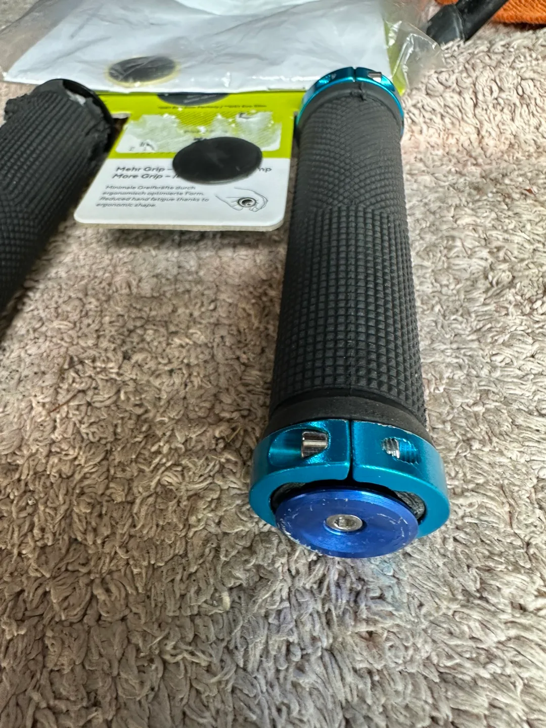 Mountain Bike Slim Grips with blue rings image indicator(3)