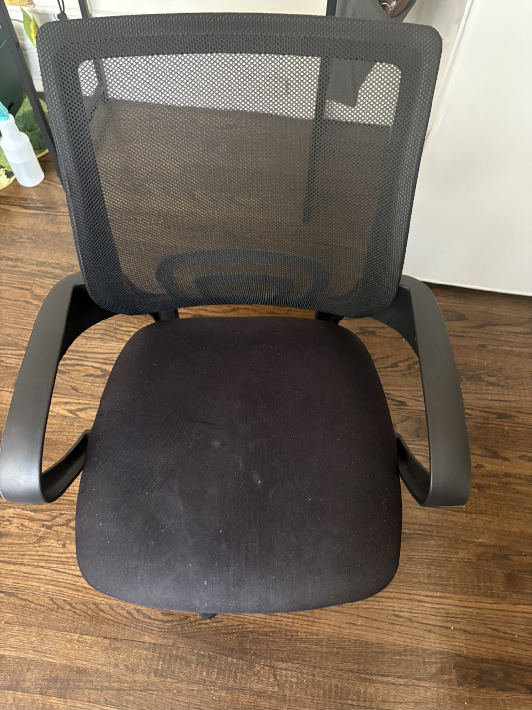 Black Mesh Office Chair - photo 2