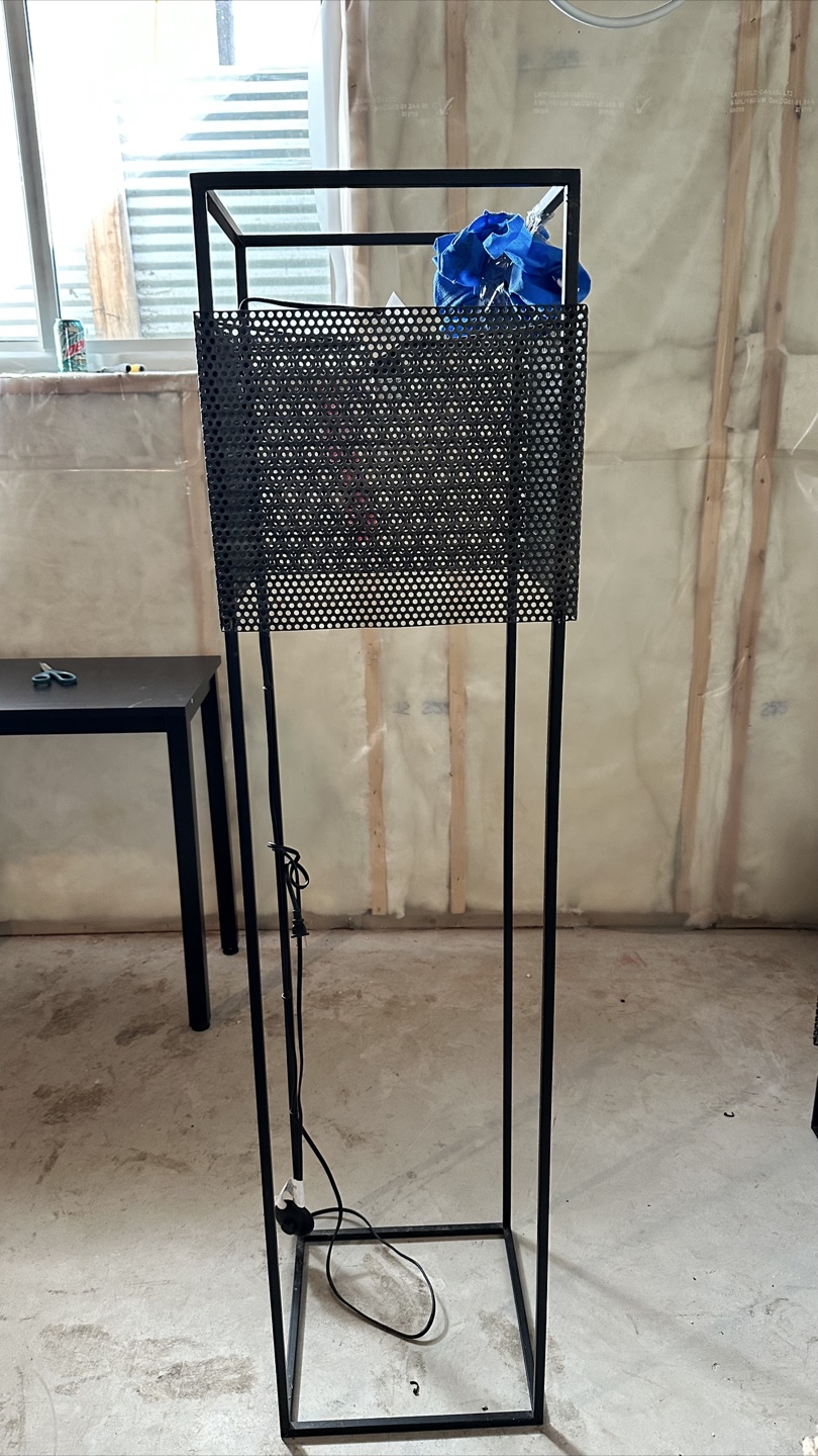 Black Metal Mesh Standing Lamp - photo 2