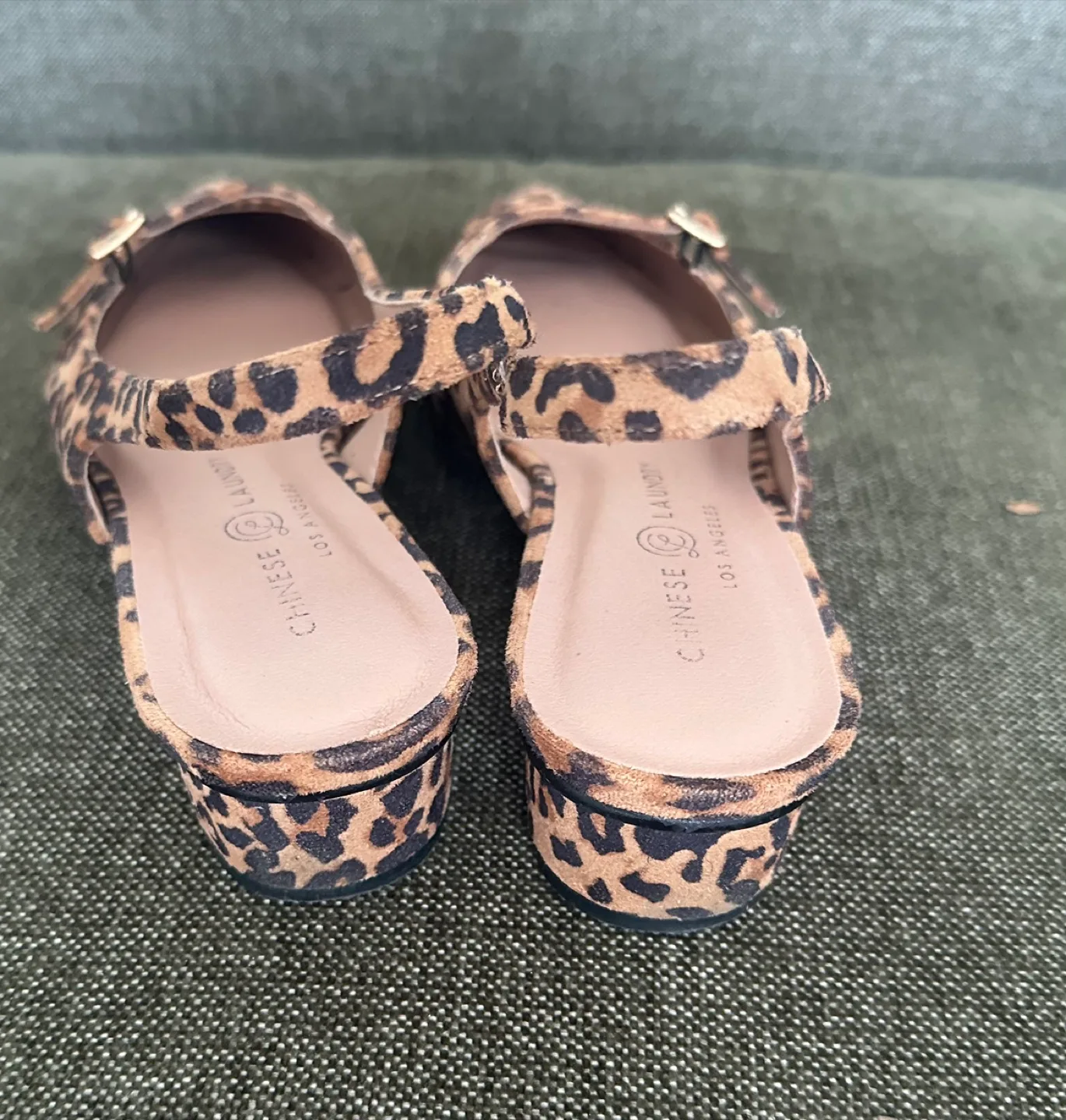 Leopard Flats image indicator(4)