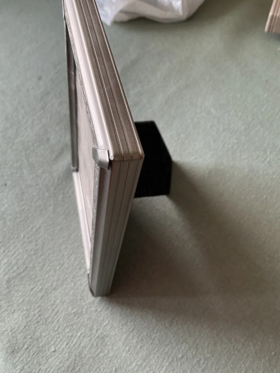 Silver Picture Frame image indicator(2)