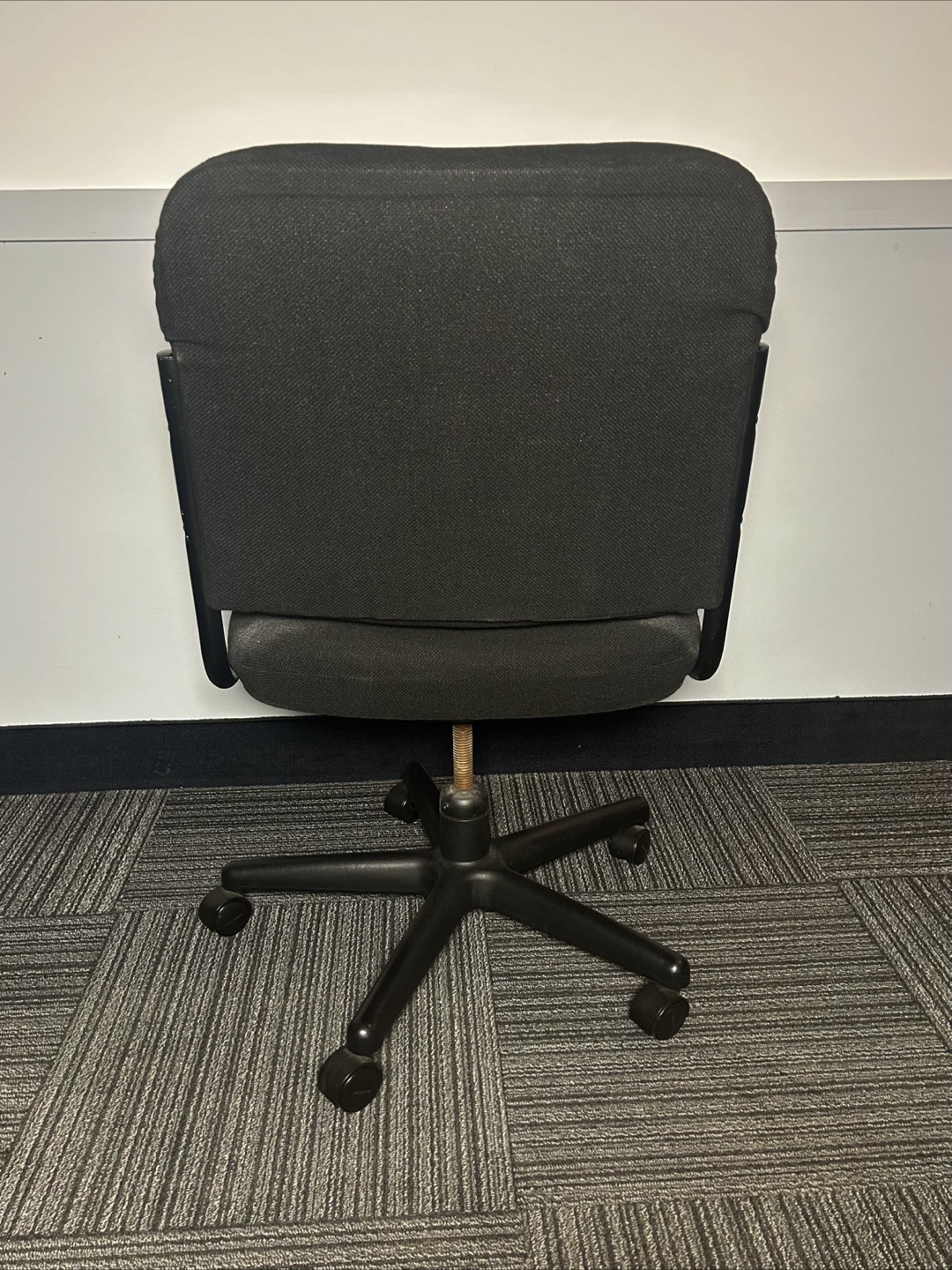 Vintage 1977 Office Chair - Make It Yours! - photo 3