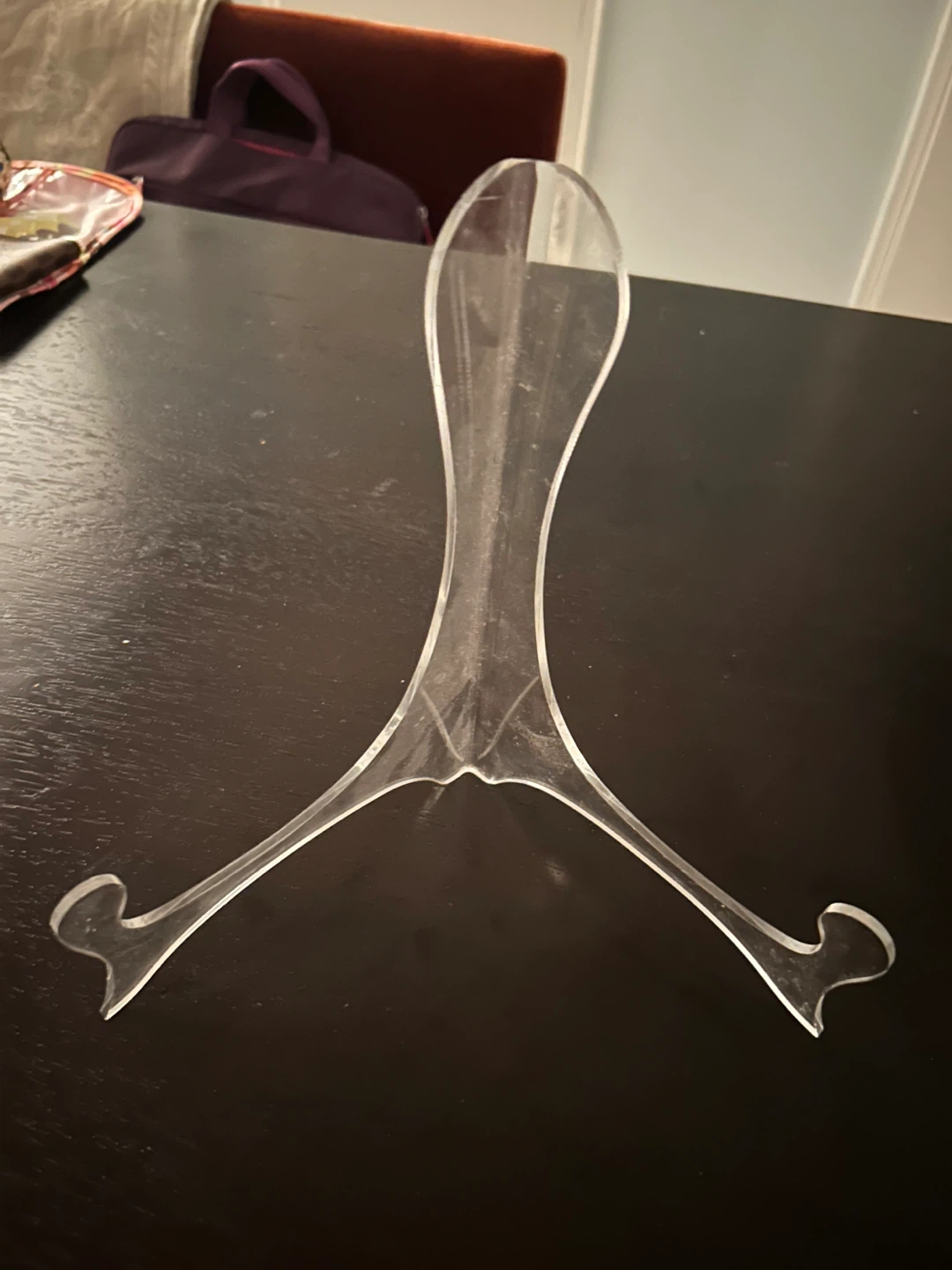 Clear Acrylic Easel Stand