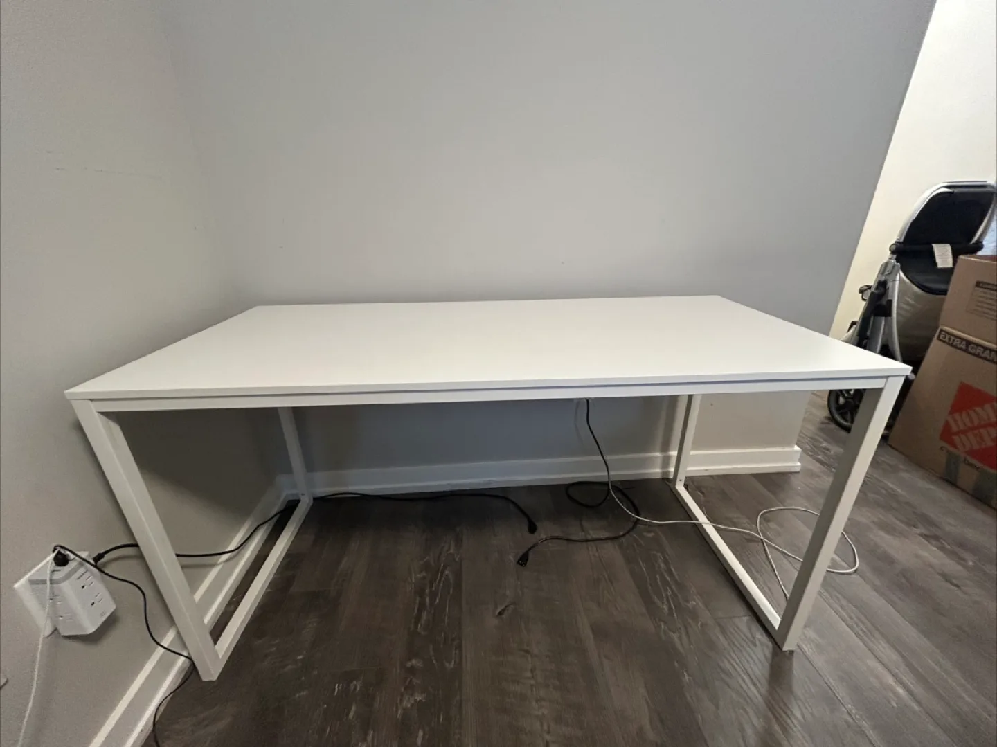 Table 55 x 24 inches thumbnail