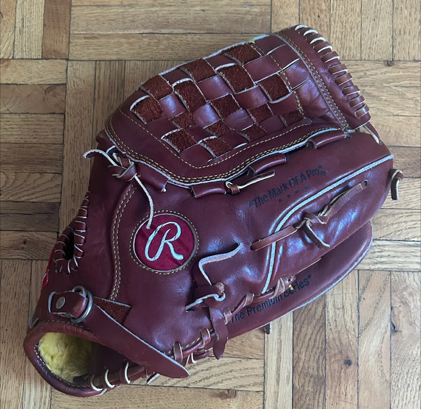 Rawlings Heart of the Hide Baseball Glove(“SG”76) thumbnail