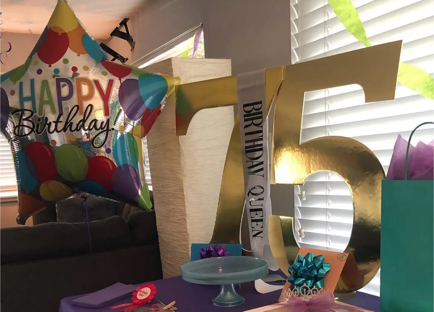 Gold 7 and 5 Birthday Decorations image indicator(5)