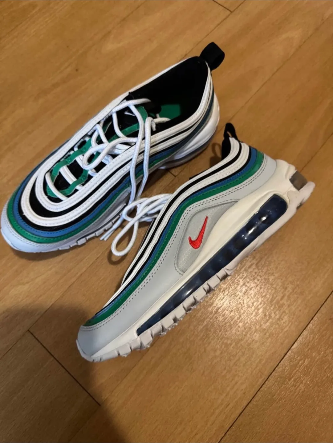 Nike Air Max 97 Size 5Y image indicator(3)