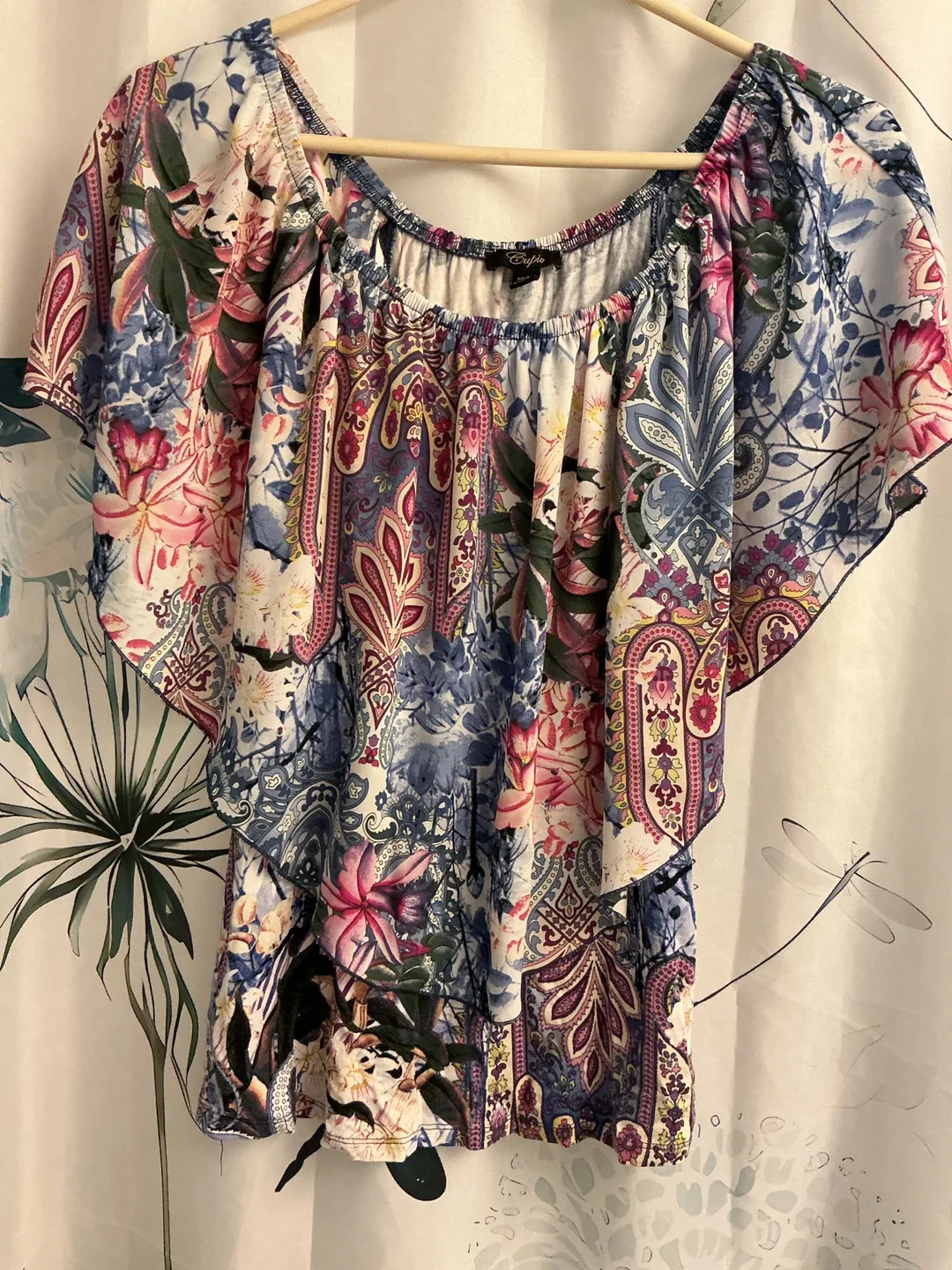 Floral Print Off-Shoulder Blouse thumbnail