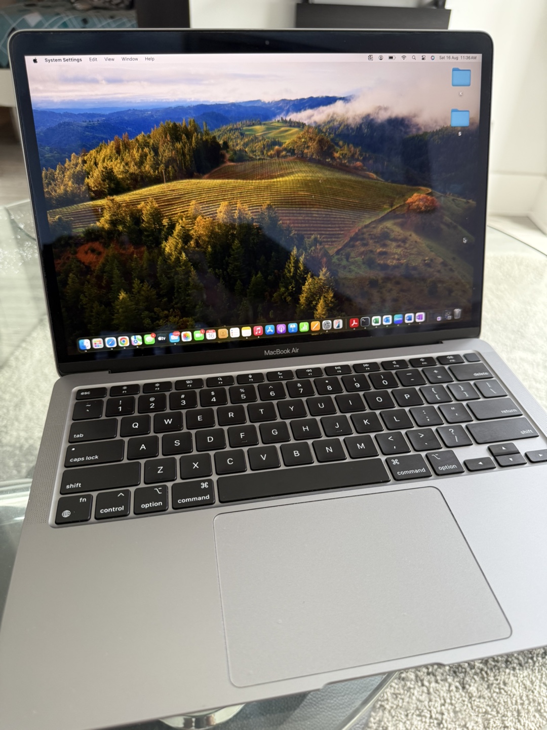 Apple Macbook Air M1
