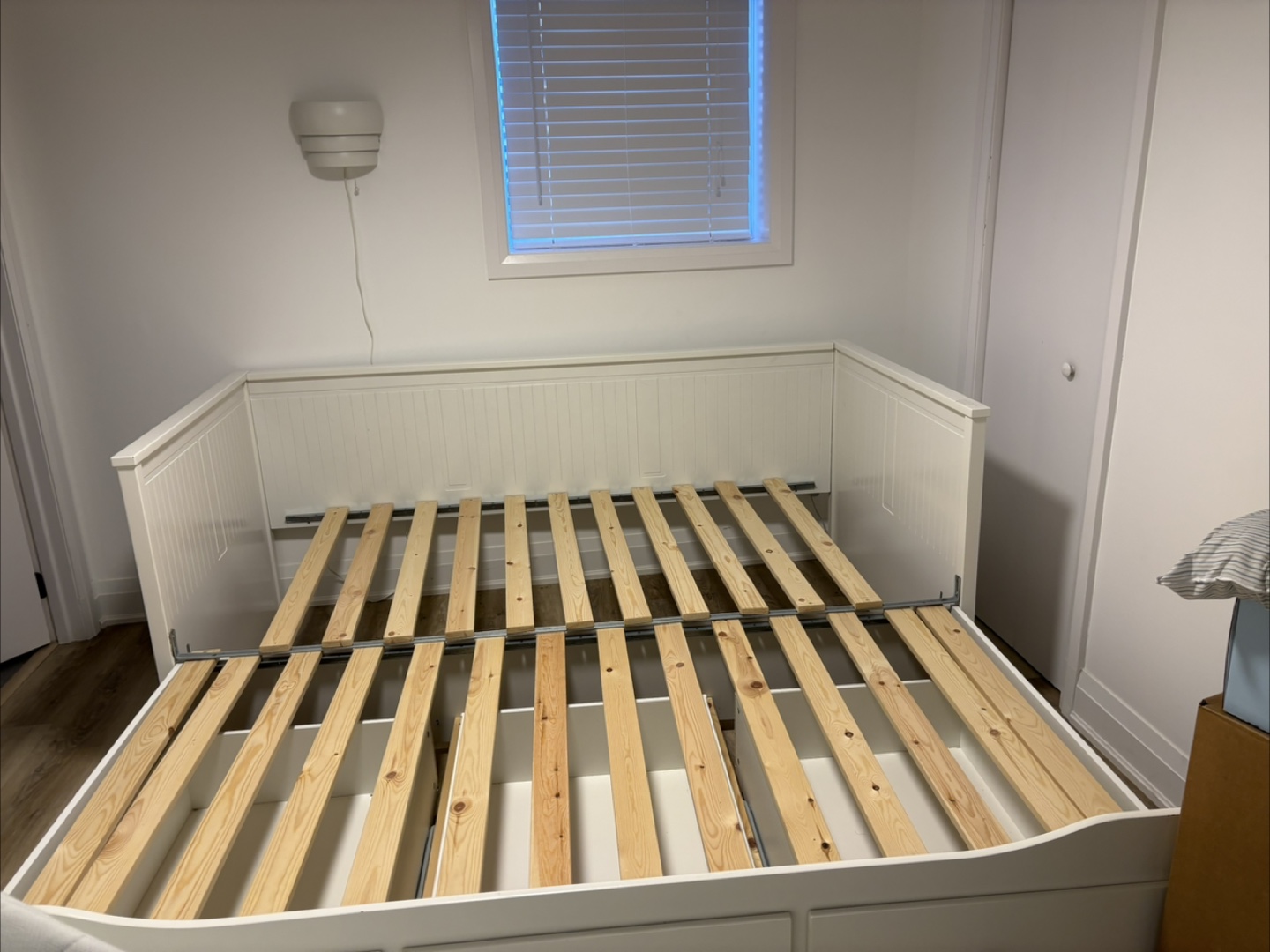 IKEA Hemnes Daybed Frame - White