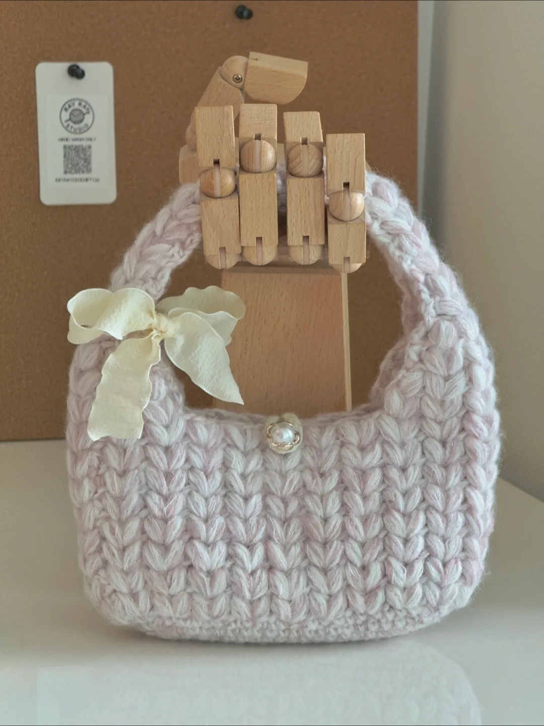 Handmade crochet bag image indicator(2)