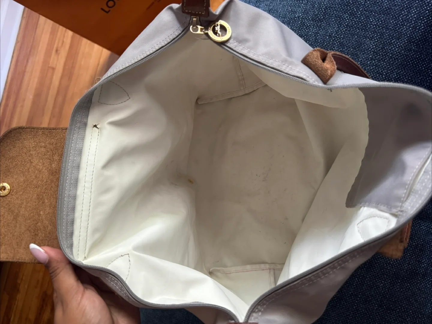 Longchamp Le Pliage Gray Tote Bag image indicator(6)