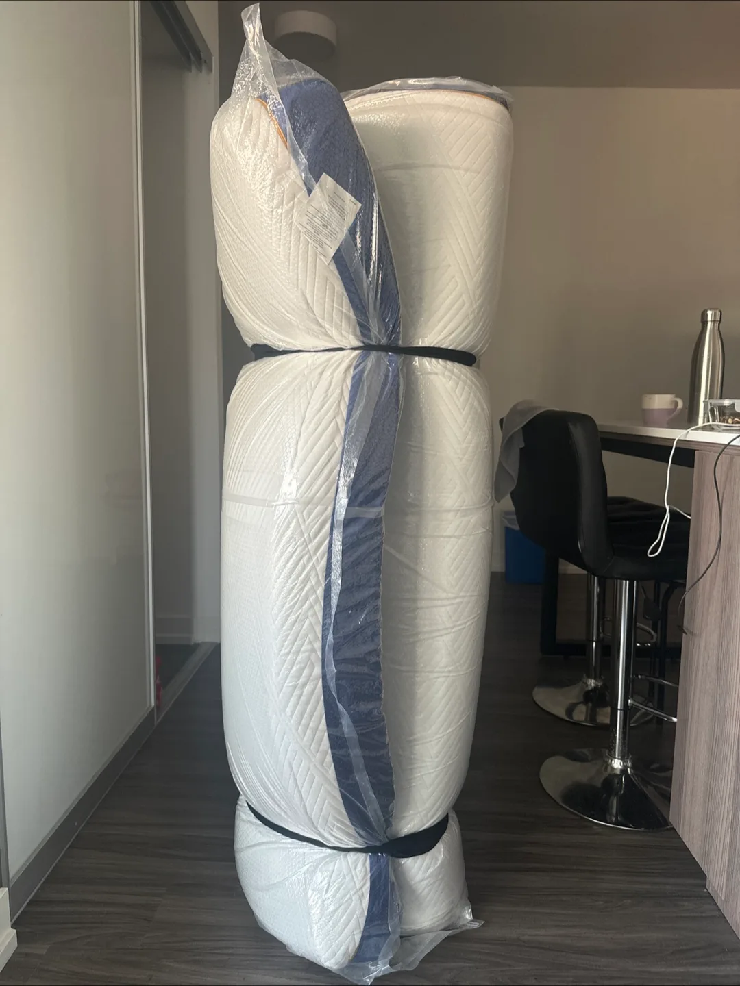 Queen size Vacuum Rolled Mattress - New Condition