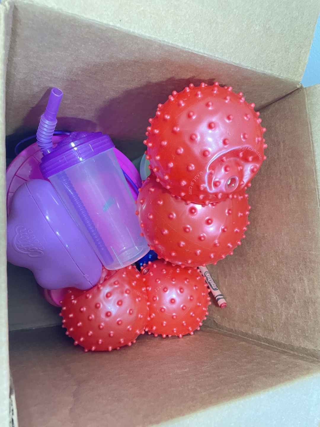 FREE New glass baby bottle, thermos bottle and various toys - photo 4