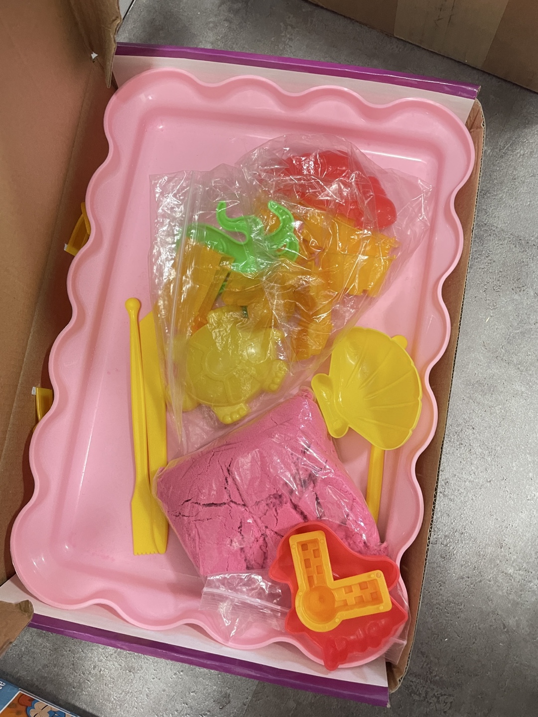 FREE New glass baby bottle, thermos bottle and various toys - photo 3