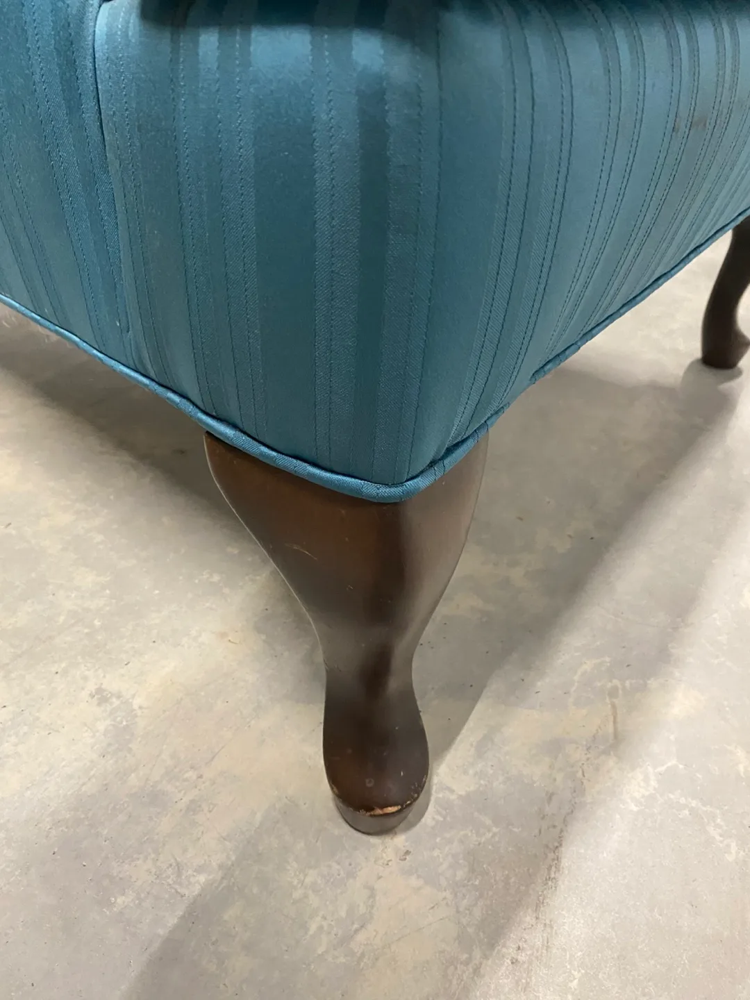 Blue Wingback Armchair image indicator(3)