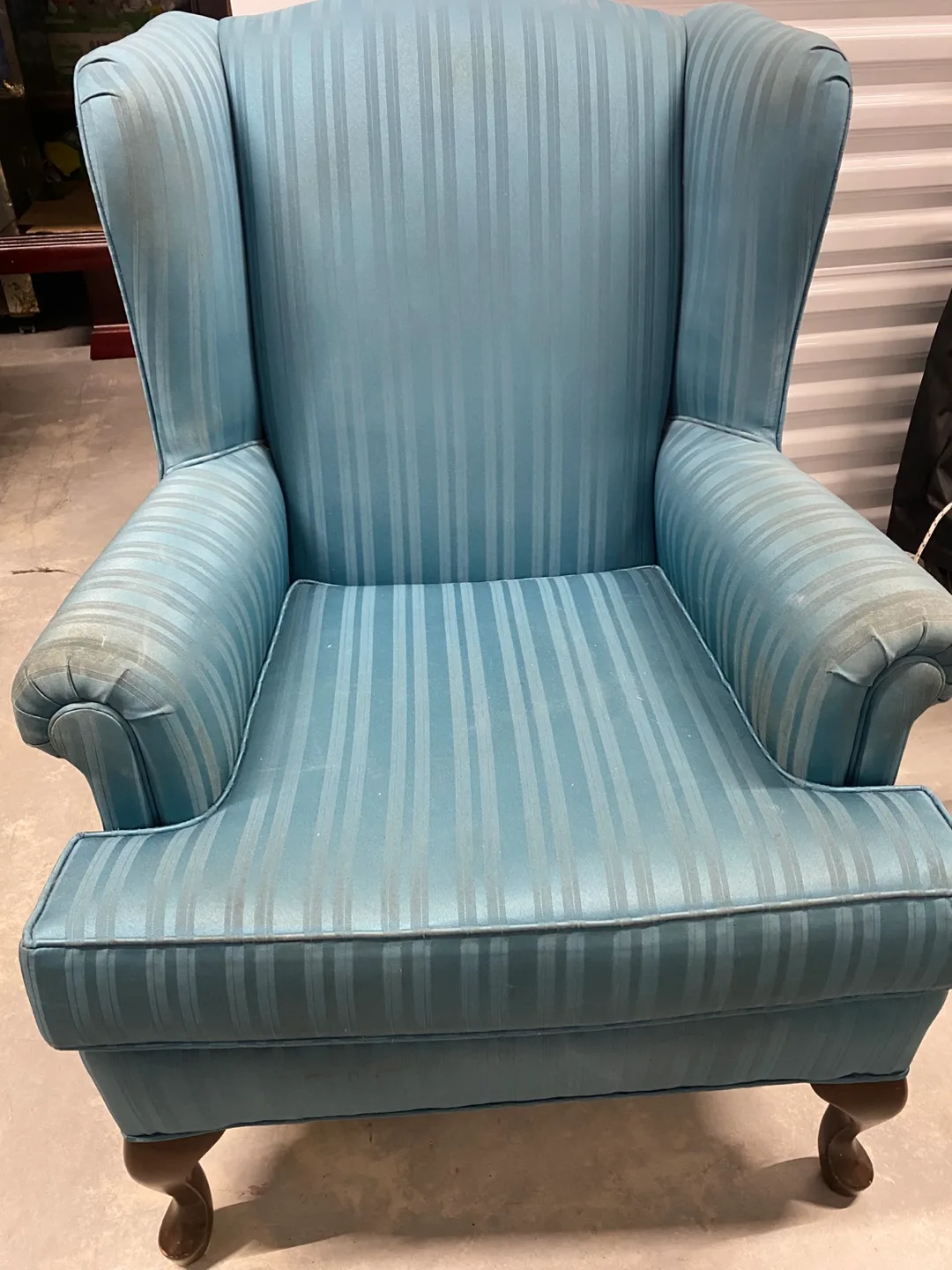 Blue Wingback Armchair image indicator(2)