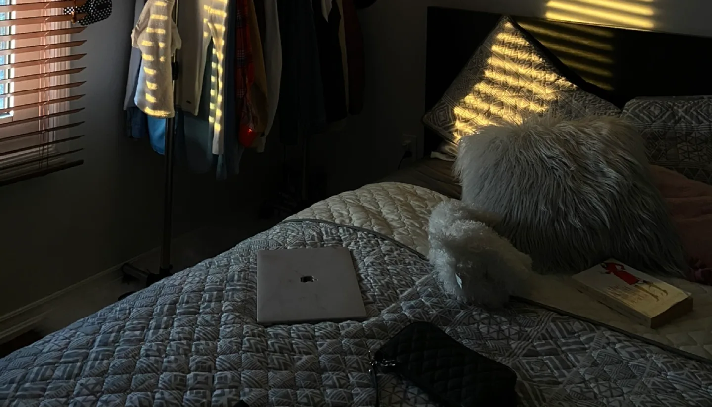 Grey Queen Bed Set thumbnail
